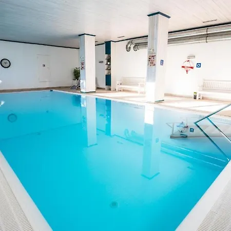 Alpenstadel Mit Hallenbad Und Sauna By Monicare Lägenhet *